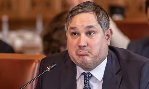 Mindhárom nagy hitelminősítő csúnyán lepontozta a magyar repülőrajtot
