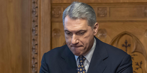 A Tisza Párt hazugozta és bohócozta Lázár Jánost, miután a miniszter Kollár Kingát emlegette