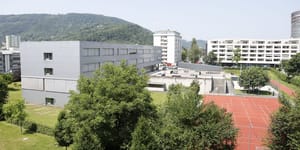 Sajtótájékoztató a grazi lövöldözésről: a támadó az iskola tanulója volt, de nem végezte el