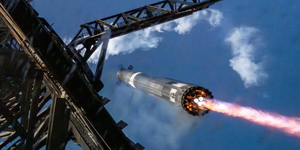 Musk űrhajója zsinórban a harmadik tesztjén is felrobbant